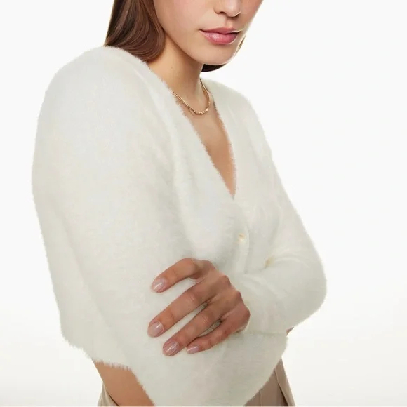 Aritzia Sunday Best Fuzzy Reese Cardigan - Picture 2 of 8